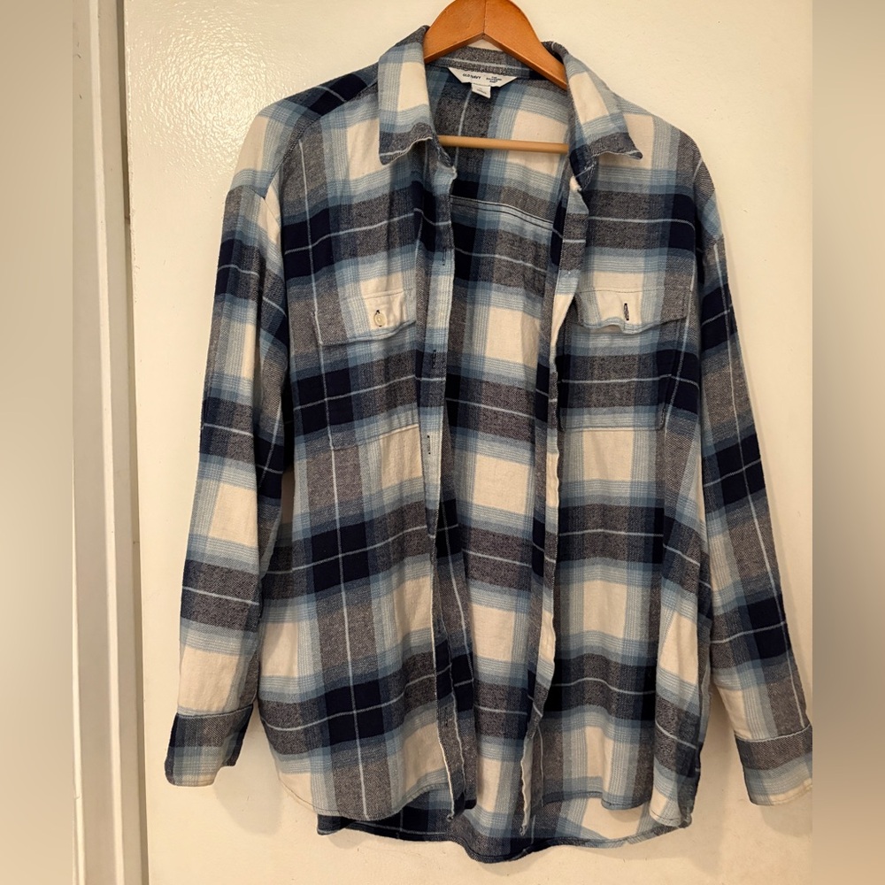 Old Navy Men's Casual Blue and White Plaid Shirt